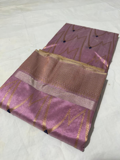 Elegant Lavender Pattu Silk Saree with Golden Zari Weaving